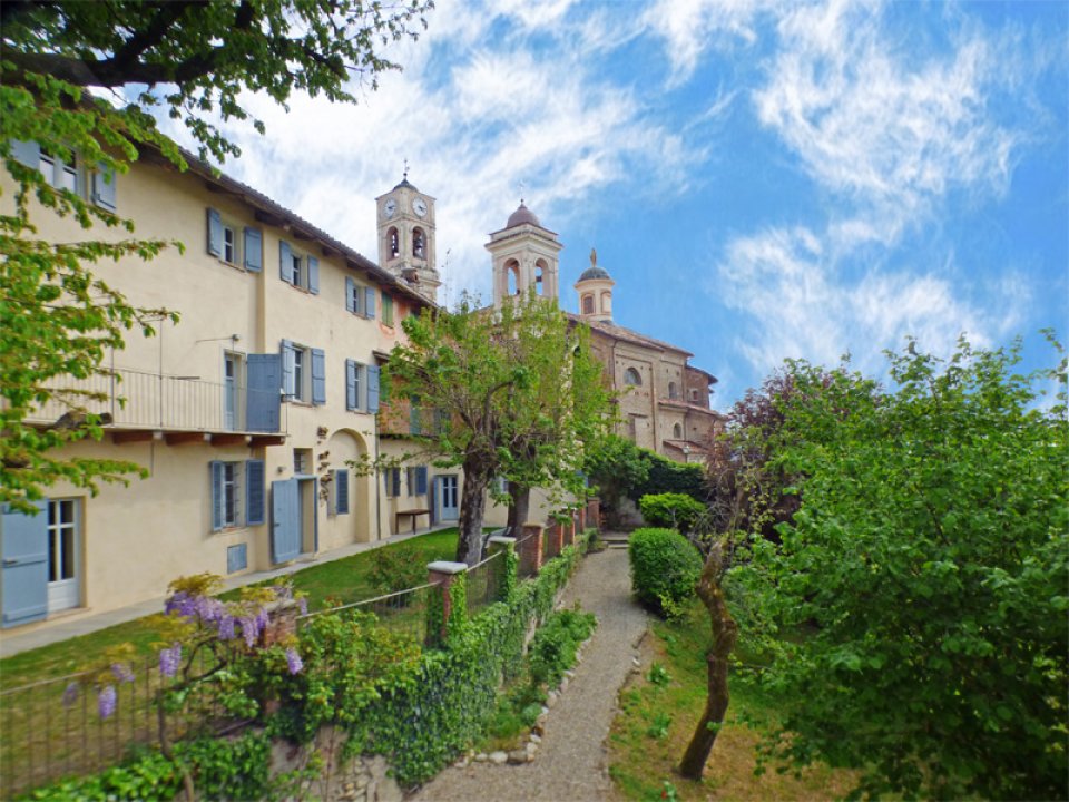 For sale villa in quiet zone Monchiero Piemonte foto 6